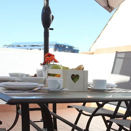 Life Santo Rey Apartment Seville
